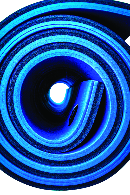Load image into Gallery viewer, Maui FLT001 - Floating Mat 4.6X1.8M Black &amp; Blue - RACKTRENDZ
