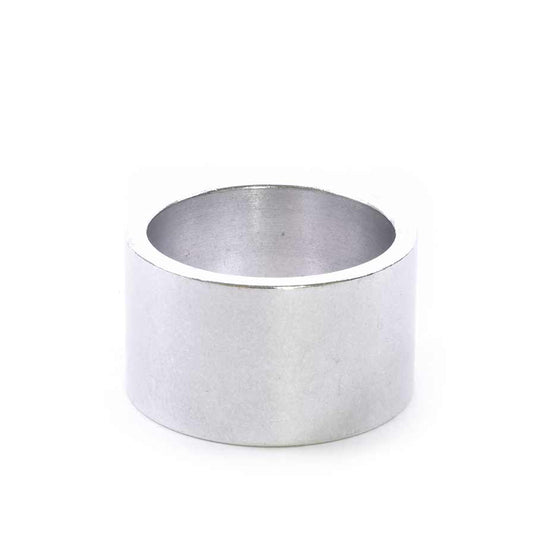 Entretoise en aluminium