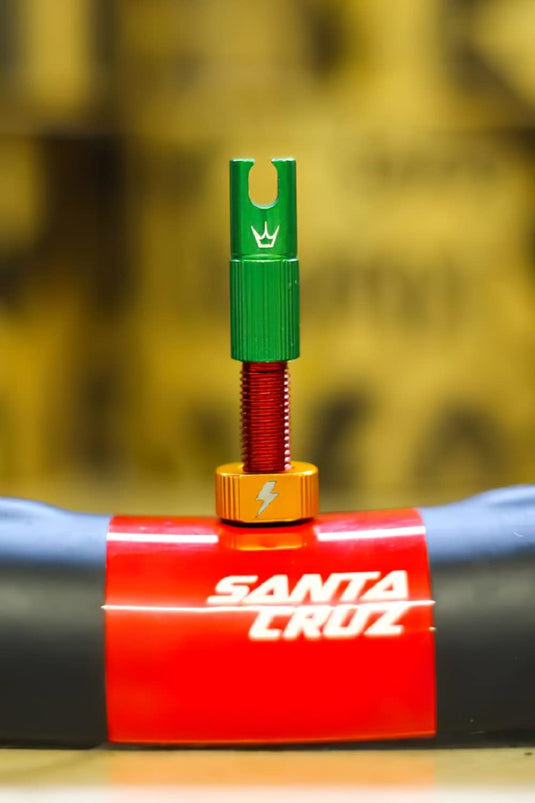 Peaty's x 50 to 01 (MK2) Tubeless Valves, 42mm, Rasta - RACKTRENDZ