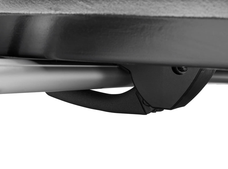 Load image into Gallery viewer, YAKIMA, CBX 18 Aerodynamic Rooftop Cargo Box for Cars, Wagons and SUVs
