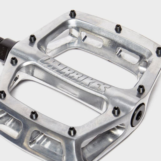 DMR V8 Pedal Polished Silver DMR14-V8-S Silver 9/16" - RACKTRENDZ