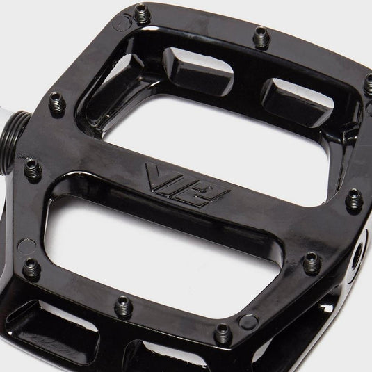 DMR V12 Pedals, 9/16" Alloy Platform Black - RACKTRENDZ