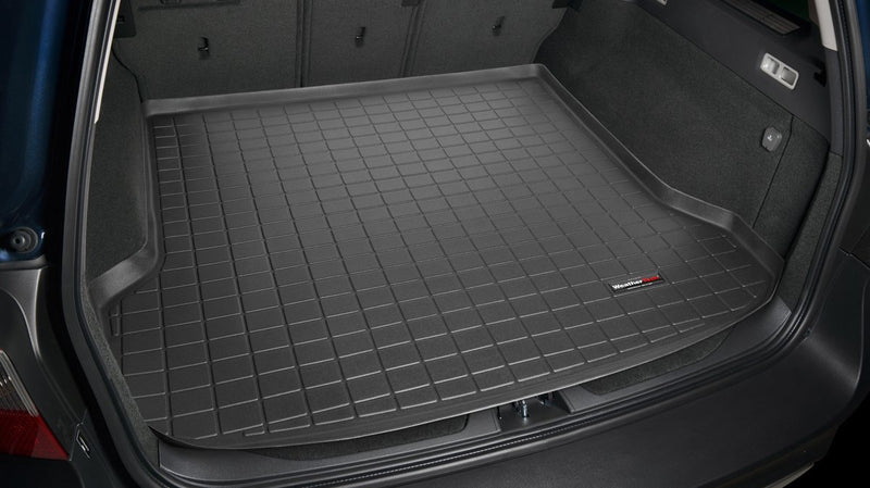 Load image into Gallery viewer, WeatherTech Custom Fit Cargo Liners for Infiniti I30, Black
