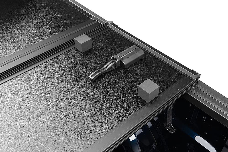 Load image into Gallery viewer, Enthuze Hard Tonneau Cover for 2016-2023 Tacoma Double Cab 5ft Bed
