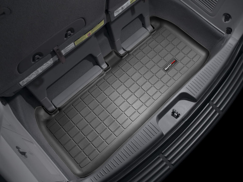 Load image into Gallery viewer, WeatherTech Custom Fit Cargo Liners for Hyundai Entourage, Black
