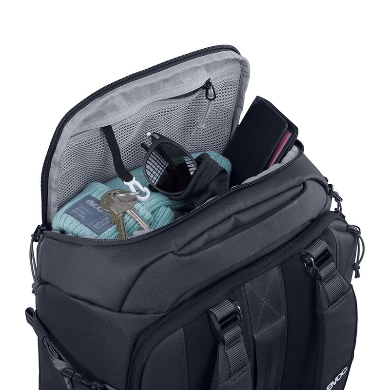 Load image into Gallery viewer, Athlete Backpack 30
