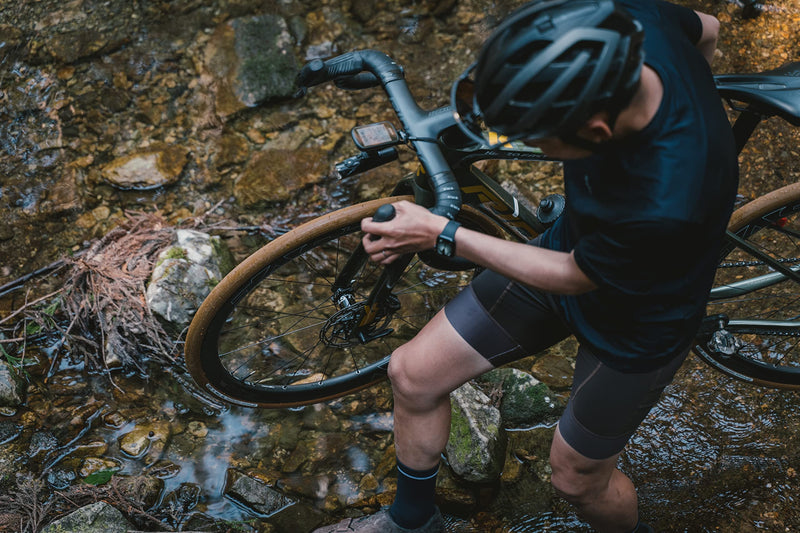 Chargez l&#39;image dans la visionneuse de la galerie, GravelKing Slick Limited 2022 Folding Gravel Tires 700x38C Ginger/Brown - RACKTRENDZ
