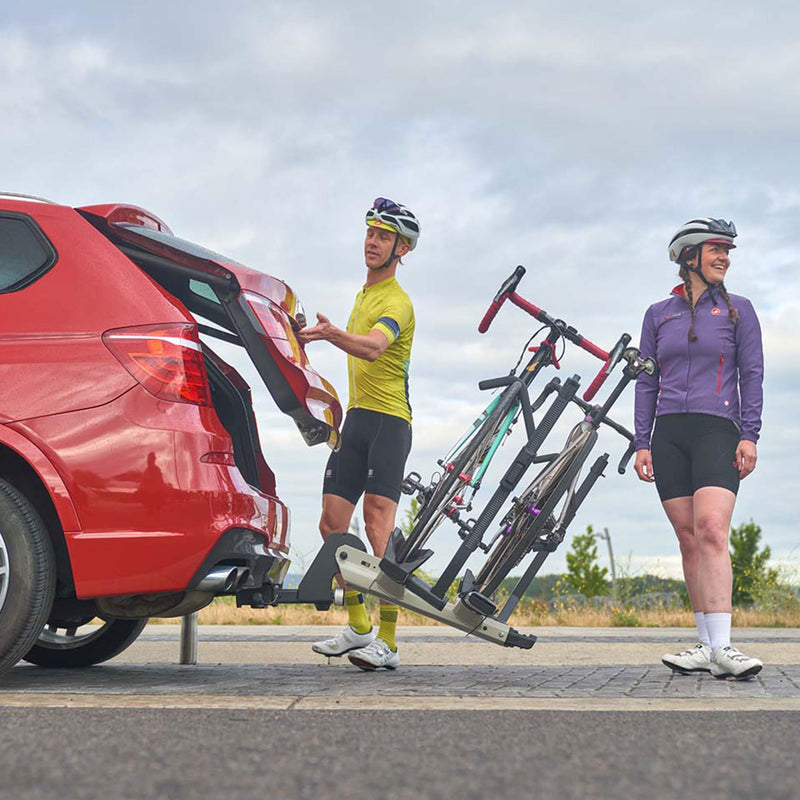 Chargez l&#39;image dans la visionneuse de la galerie, Porte-vélos d&#39;attelage Yakima StageTwo pour voiture
