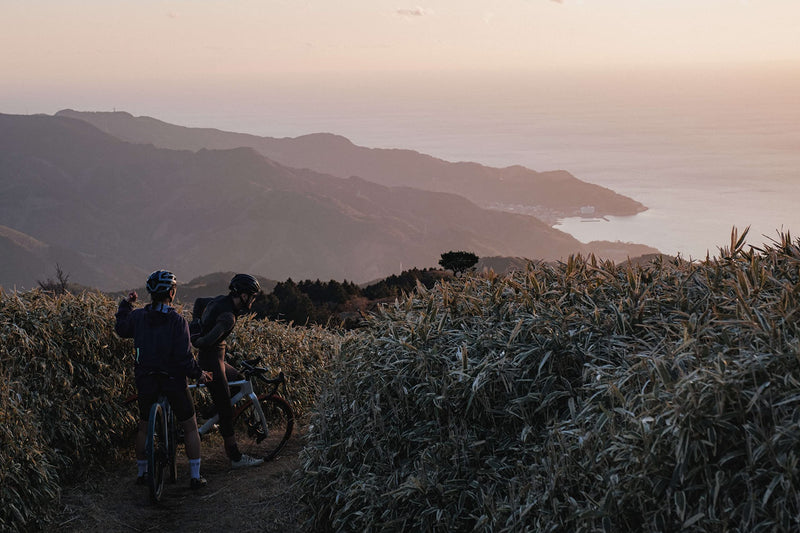 Chargez l&#39;image dans la visionneuse de la galerie, Panaracer Gravel King SK 700 x 38C Tubeless Ready Sunset Orange/Brown - RACKTRENDZ
