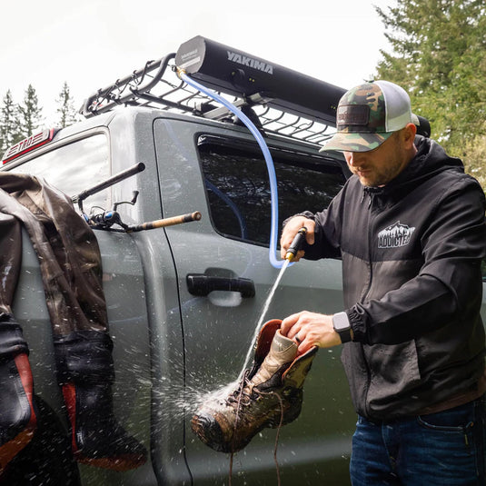 Kit d'adaptateur de finition en acier allié avec revêtement en poudre pour douche de route moderne YAKIMA EXO, noir