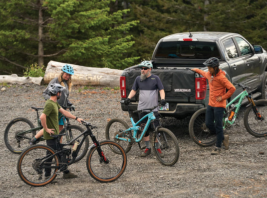 Yakima Gatekeeper Full Size Truck Bed Large Tailgate Bike Pad, Cascade Blue