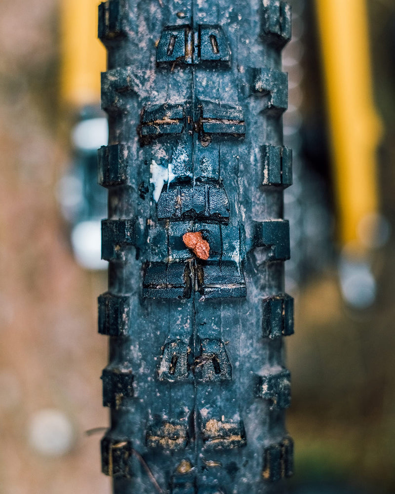 Chargez l&#39;image dans la visionneuse de la galerie, Peaty&#39;s Holeshot Tubeless Puncture Plugger Kit, Turquoise - RACKTRENDZ
