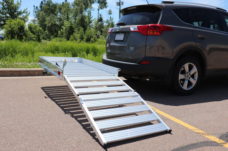 Chargez l'image dans la visionneuse de la galerie, Enthuze Aluminum Folding Cargo Carrier with Ramp - 500lb Capacity
