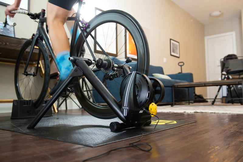 Load image into Gallery viewer, Saris CycleOps M2 Smart Indoor Trainer
