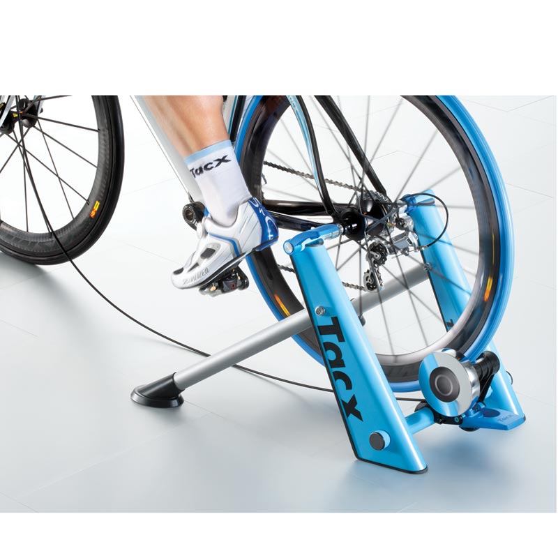Load image into Gallery viewer, Tacx Blue Motion T2600 Cycle Trainer - RACKTRENDZ
