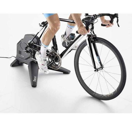 Tacx T2900 Flux Smart - RACKTRENDZ