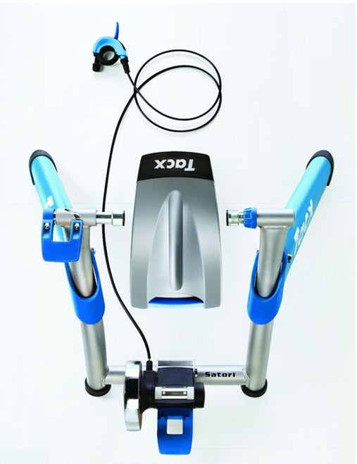 Chargez l&#39;image dans la visionneuse de la galerie, Tacx T2400 Satori Smart Indoor Bike Trainer - RACKTRENDZ
